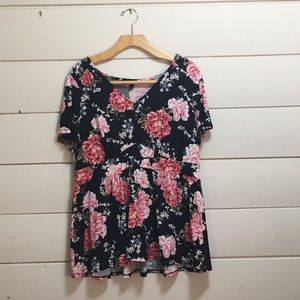 Floral torrid blouse